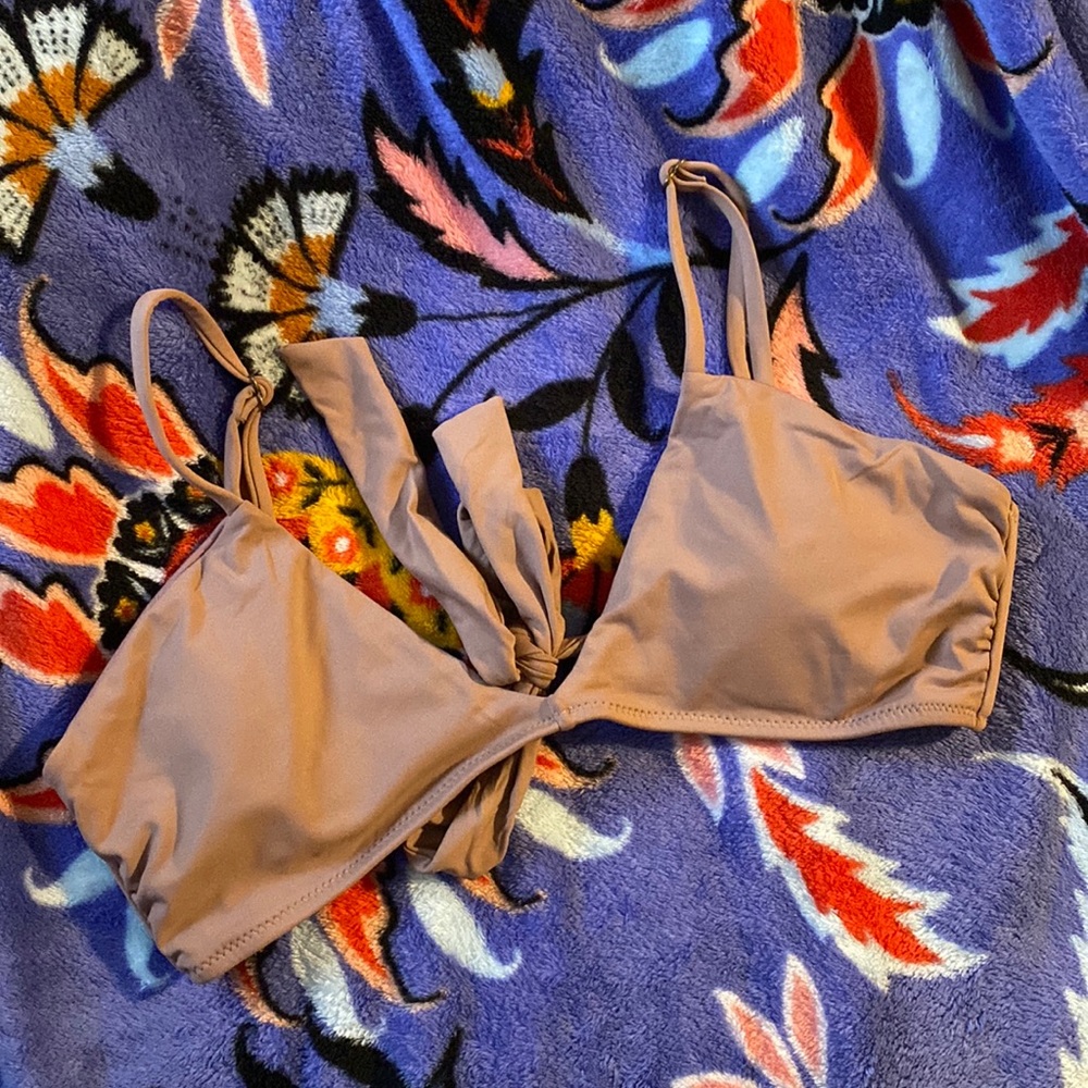 O’Neill bikini top